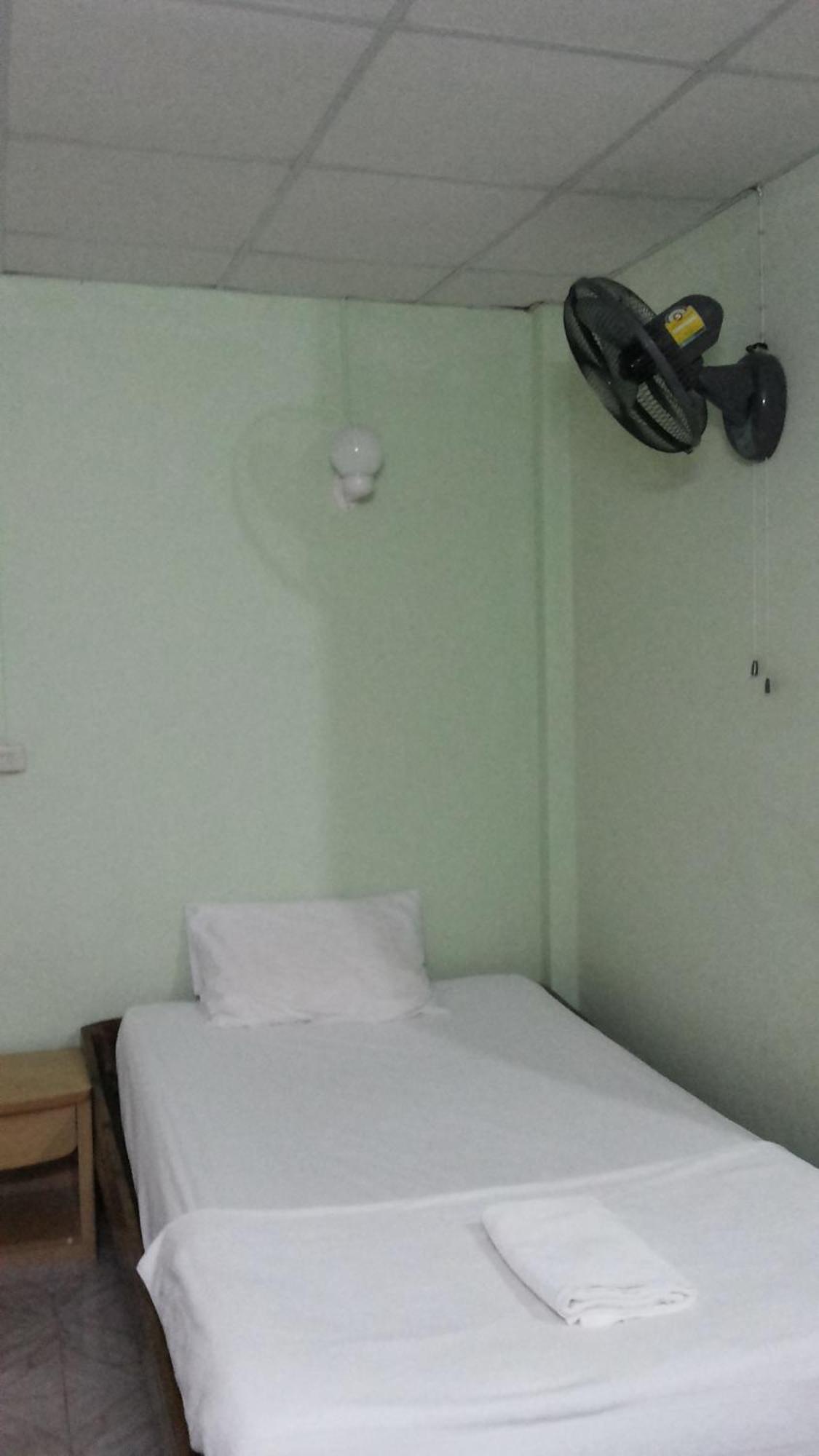 美丽岛度假酒店 Ko Lanta 外观 照片